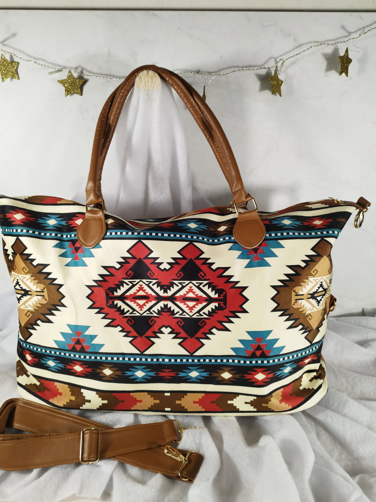 Sac XXL motif amérindien léger et pratique