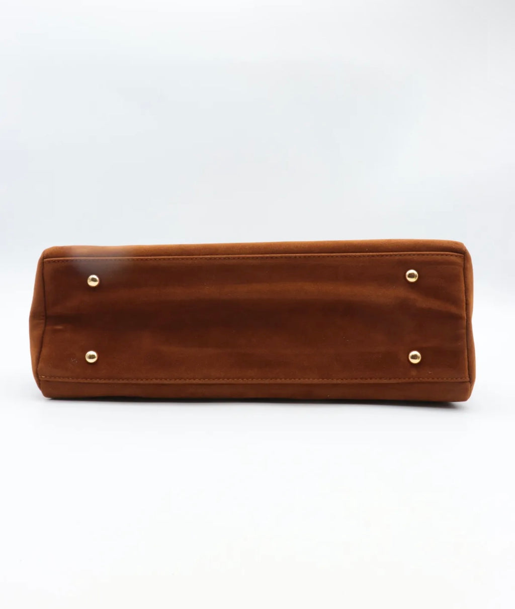 Sac baguette Camel, aspect daim pratique, tendance