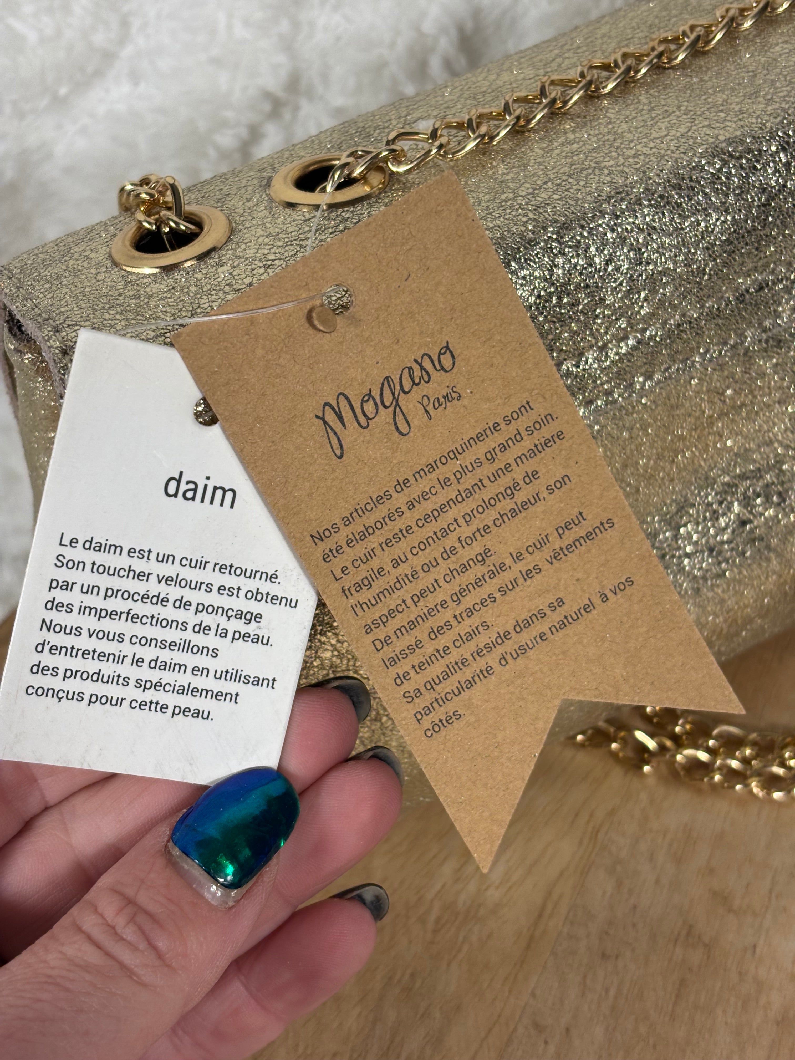 Sac pochette dorée Mogano Paris daim cuir véritable chaîne dorée bijou strass soirée chic