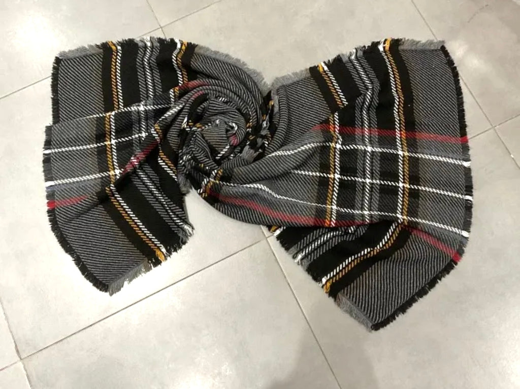 Écharpe tartan grise premium – Douce, chaude & élégante